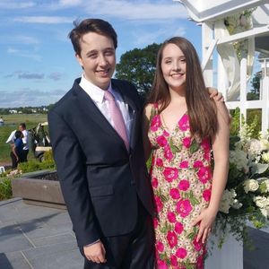 Meet your Posher, Laurie